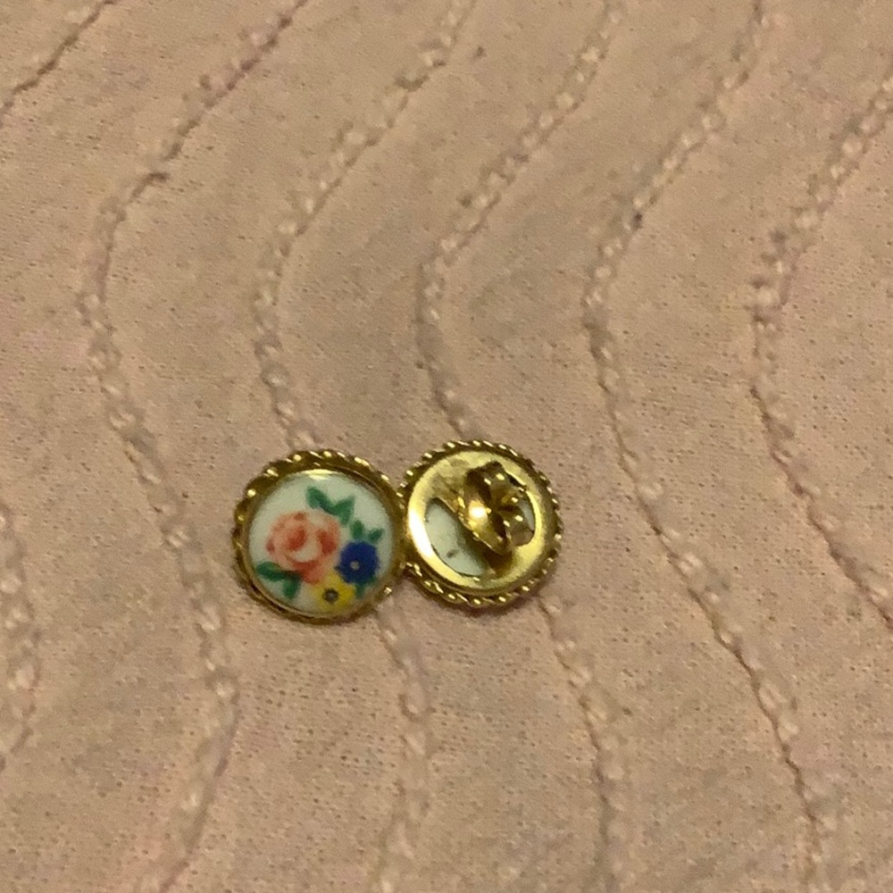 Earrings - Picture 2 of 2